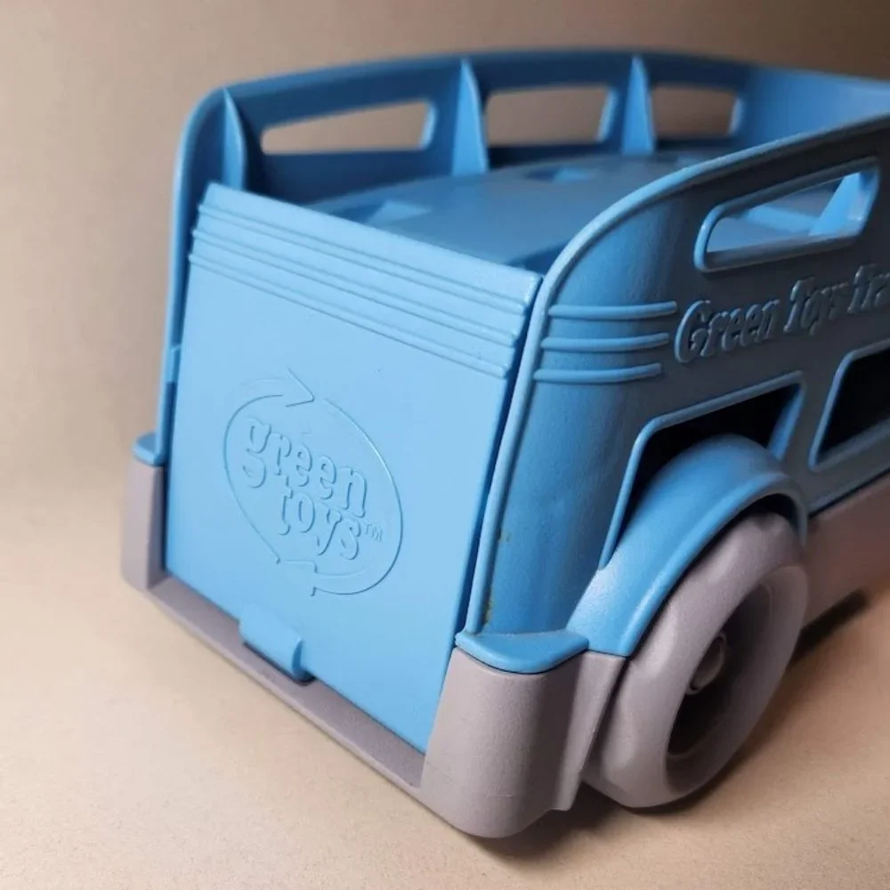GREEN TOYS Blue Car Transporter Carrier 100% Recycled Plastic Pretend Preschool
